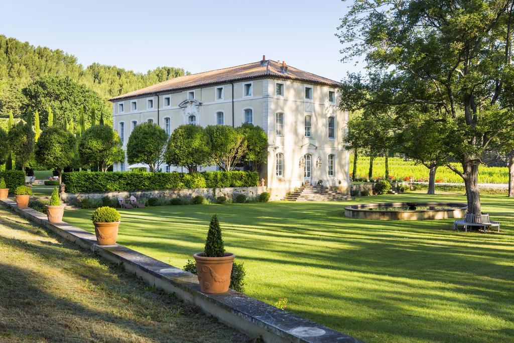 Chateau Talaud Acomodação com café da manhã Loriol-du-Comtat Exterior foto