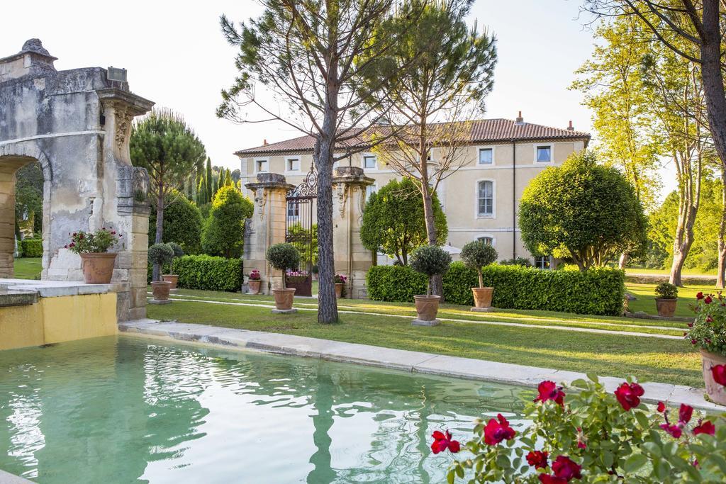 Chateau Talaud Acomodação com café da manhã Loriol-du-Comtat Exterior foto