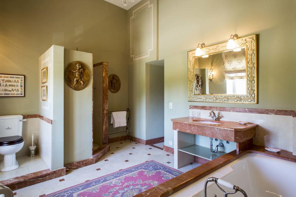 Chateau Talaud Acomodação com café da manhã Loriol-du-Comtat Quarto foto